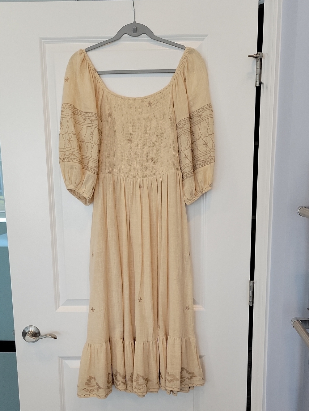 Easel Los Angeles Smocked Puff Sleeve Summer Midi Dress Semi Sheer Medium